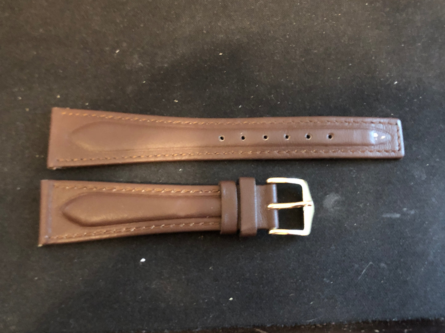 Gilden 20mm Brown Padded Genuine Leather Strap - New in Packaging