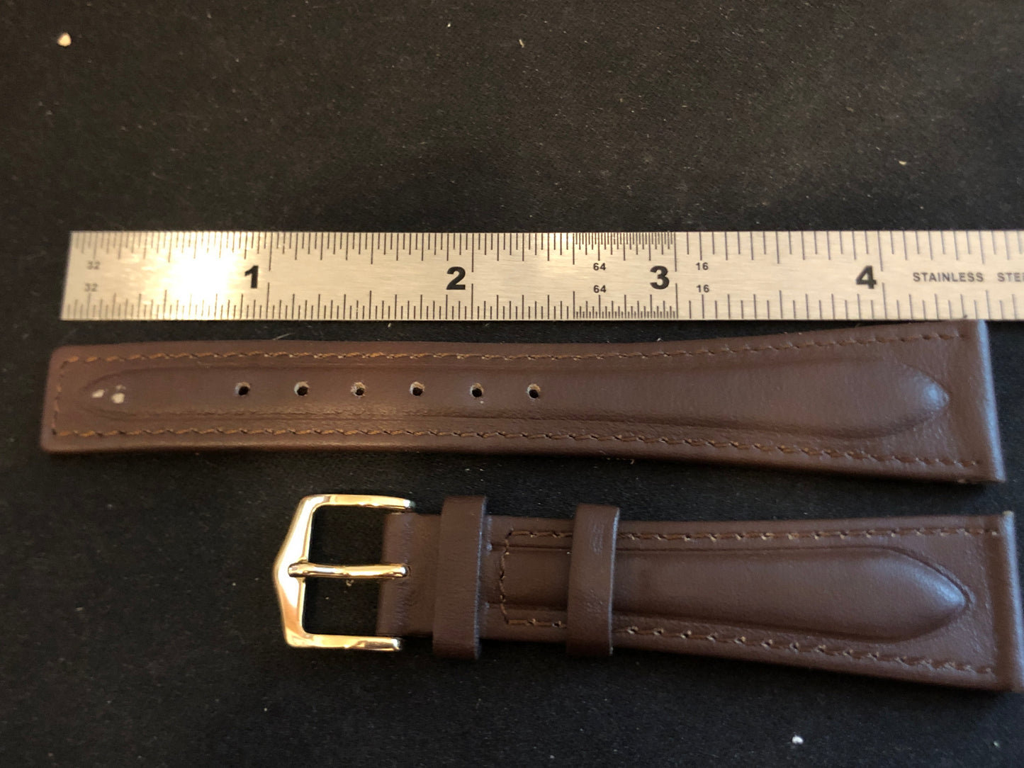 Gilden 20mm Brown Padded Genuine Leather Strap - New in Packaging