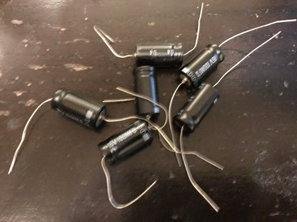 6 x 100uf 16v DC Axial Electrolytic Capacitors - New